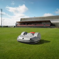 TM-2000_Sportplatz.jpg